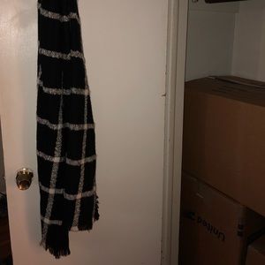 Banana republic scarf